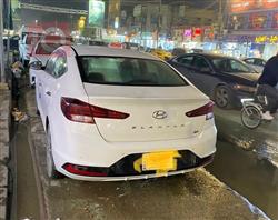 هیوندای ئەلەنترا